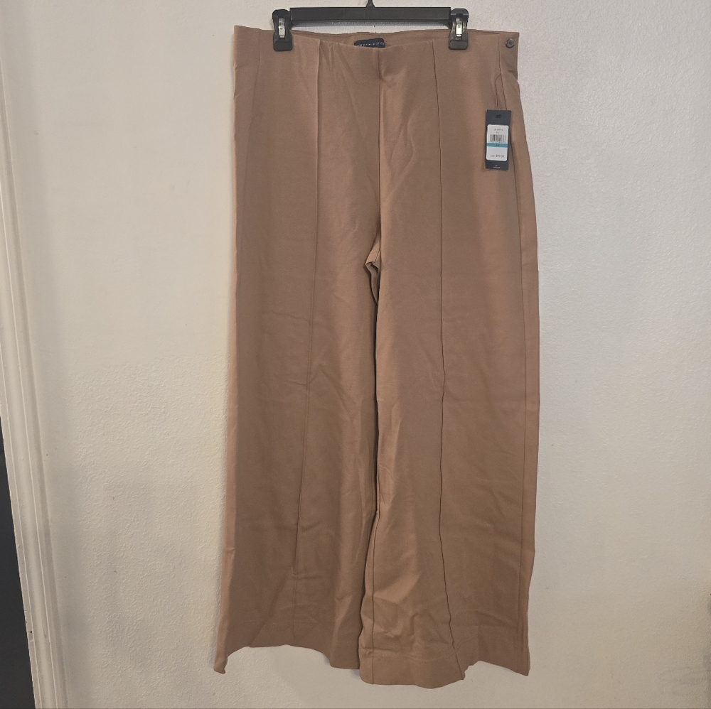 NWT Tommy Hilfiger Wide Leg Pants Size 16 In Tan